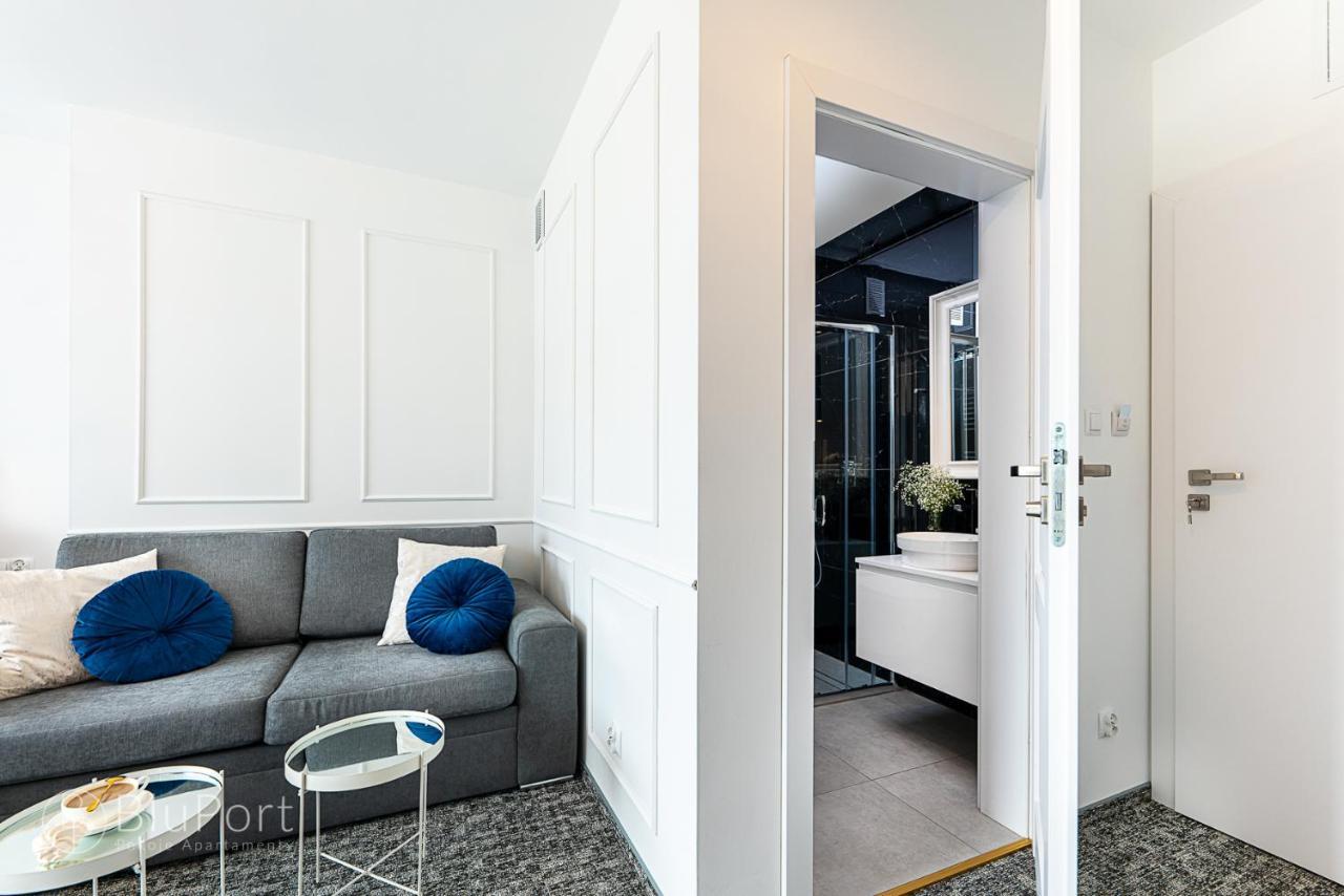 Blu Port Apartment Gaski  Ngoại thất bức ảnh