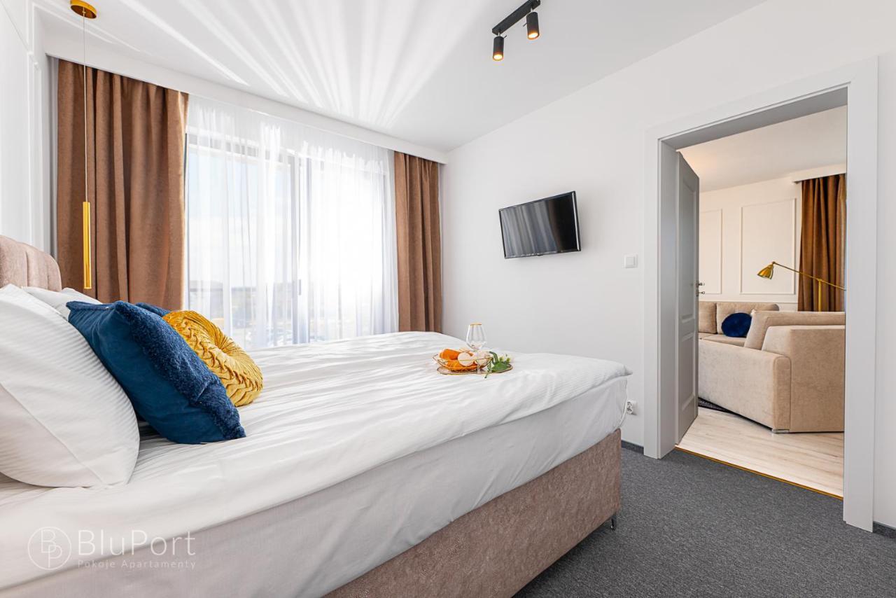 Blu Port Apartment Gaski  Ngoại thất bức ảnh