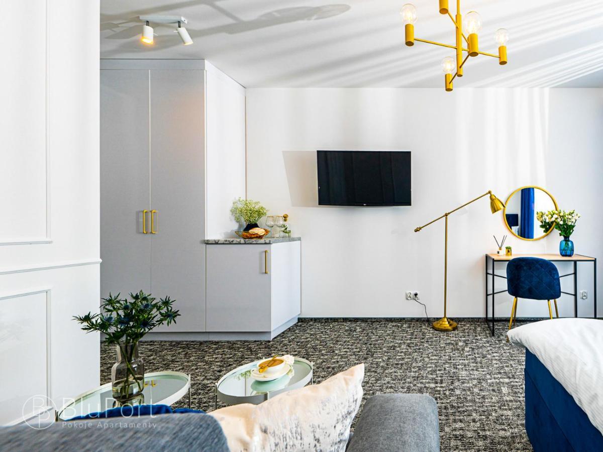 Blu Port Apartment Gaski  Ngoại thất bức ảnh