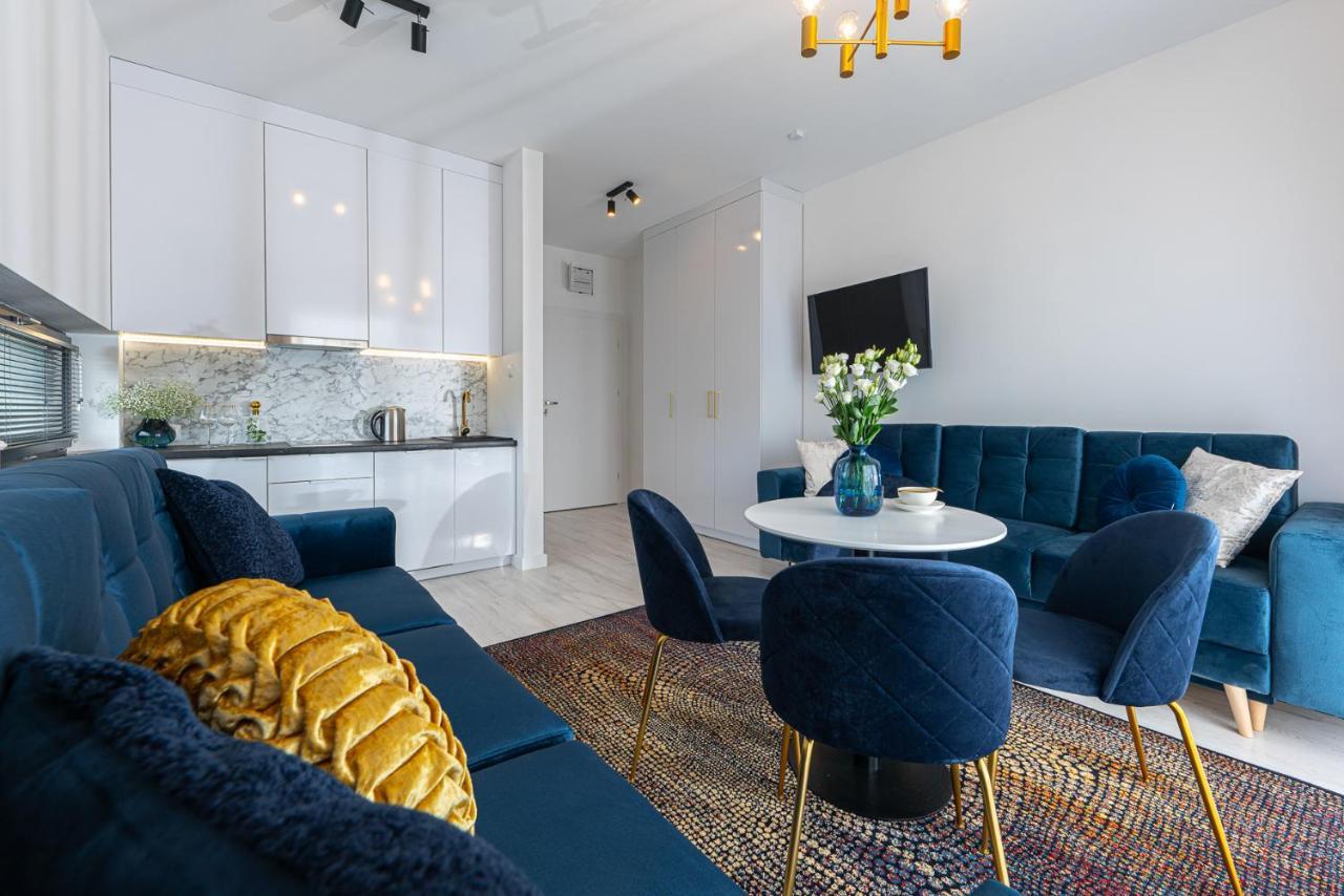 Blu Port Apartment Gaski  Ngoại thất bức ảnh