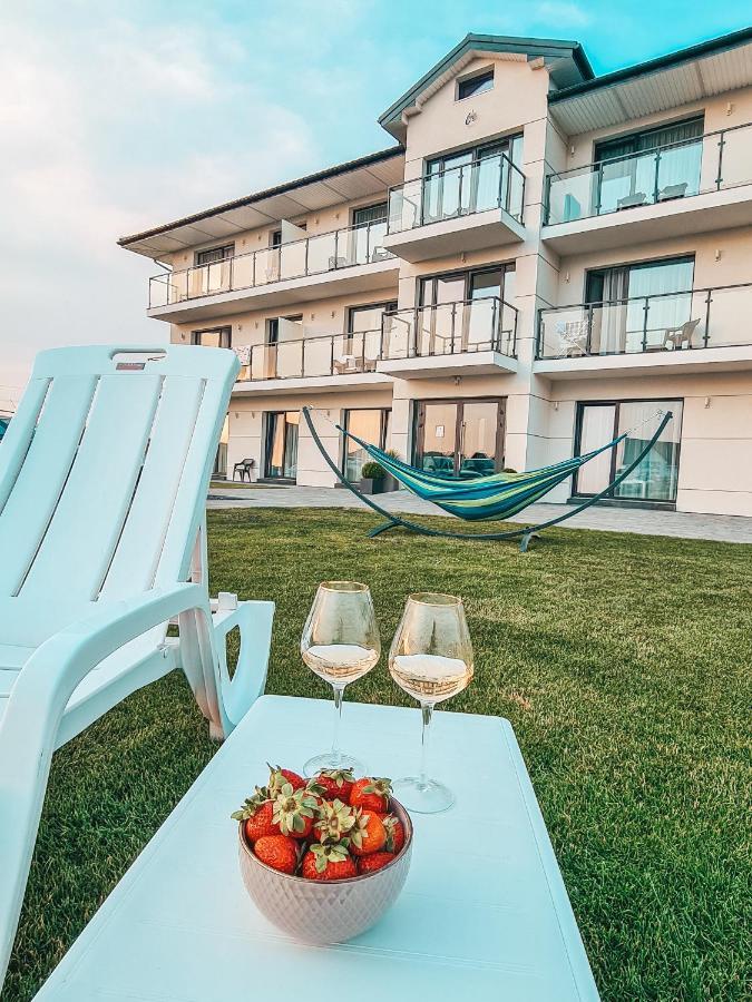 Blu Port Apartment Gaski  Ngoại thất bức ảnh